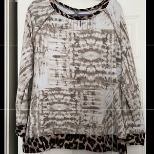 Honeyme Curvy leopard tie dye top